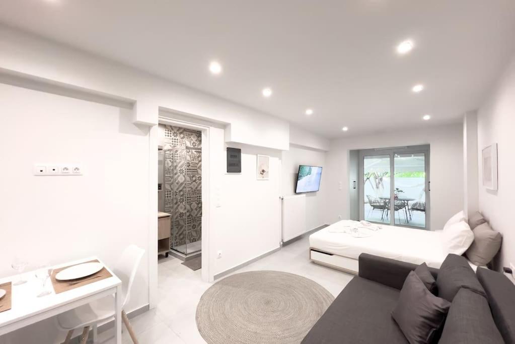 Luxury Studio With Garden Next To Acropolis Atenas Exterior foto