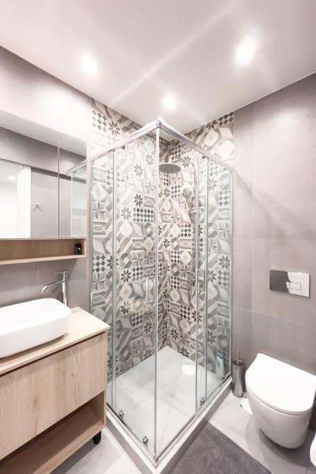 Luxury Studio With Garden Next To Acropolis Atenas Exterior foto